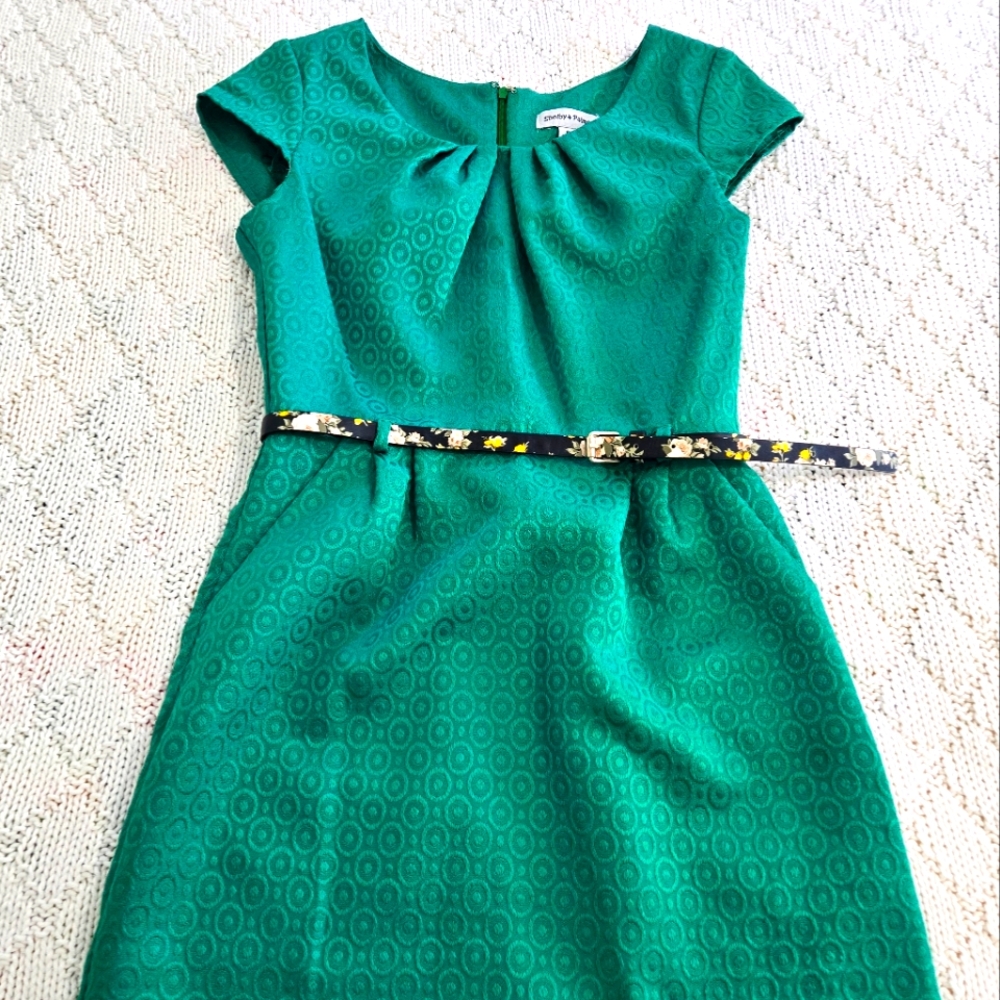 Shelby & Parker Green Textured Dress Size 6